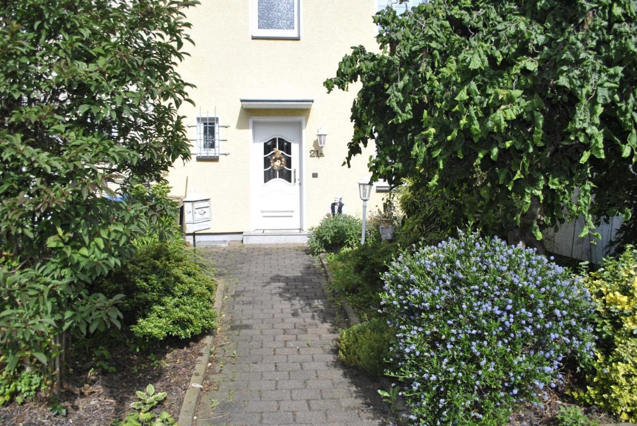 Gemuetliche Zimmer Im Einfamilienhaus Cologne Luaran gambar